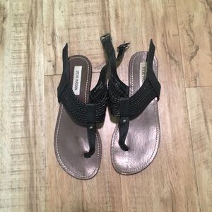 STEVE MADDEN KNIT SANDAL