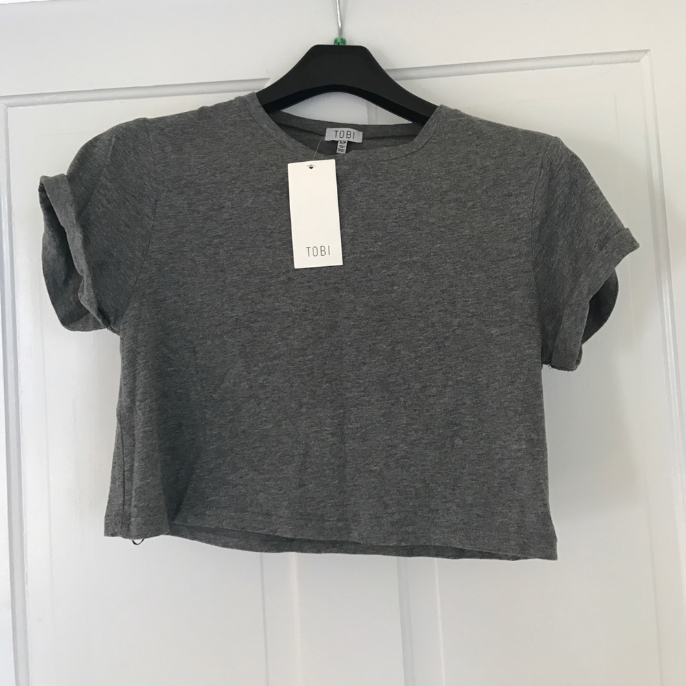 Brand new tobi muscle crop top