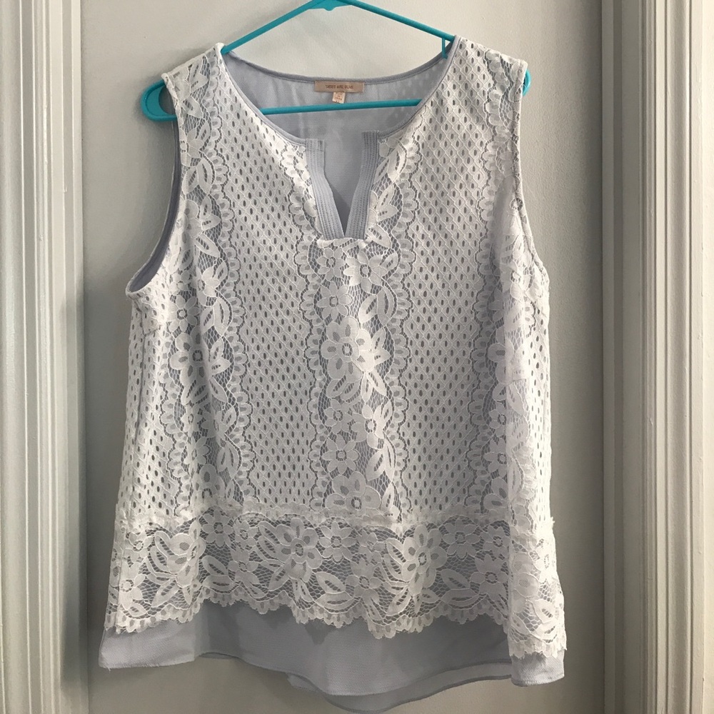 NWOT adorable sleeveless top with lace overlay