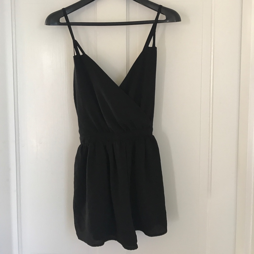 Black cross back romper