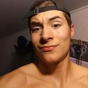 Meet your Posher, Zach