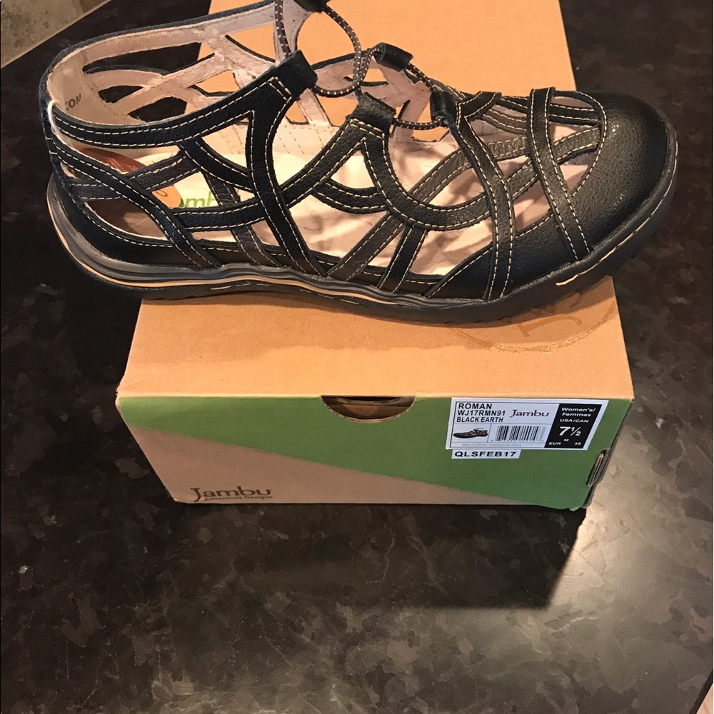 Jambu brand size 7.5 shoes. Never worn.