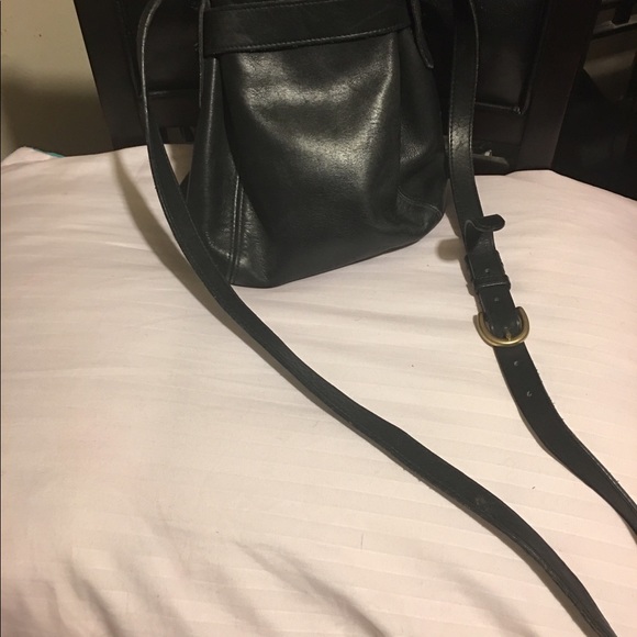 Coach - Picture 3 of 3