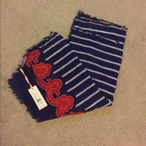 Vineyard Vines scarf