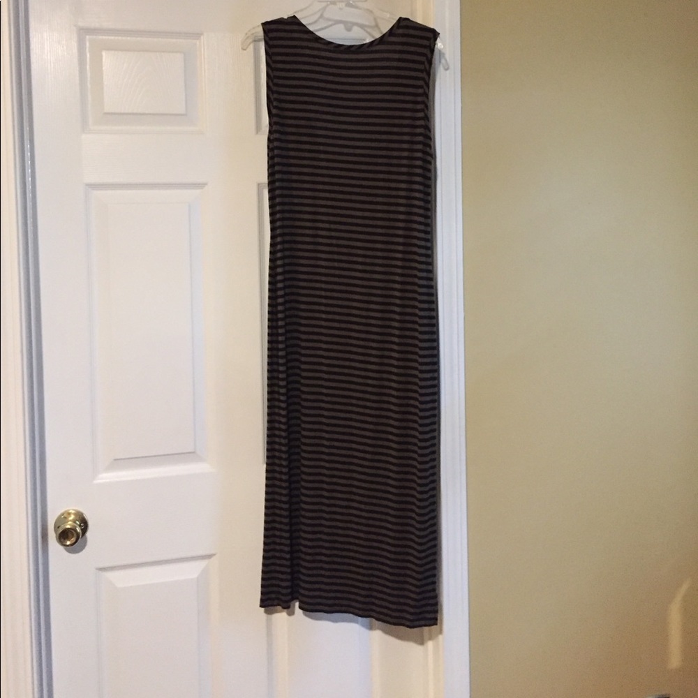 Stem maxi dress olive and black