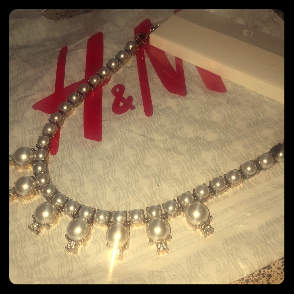 H&M Pearl Chain Necklace