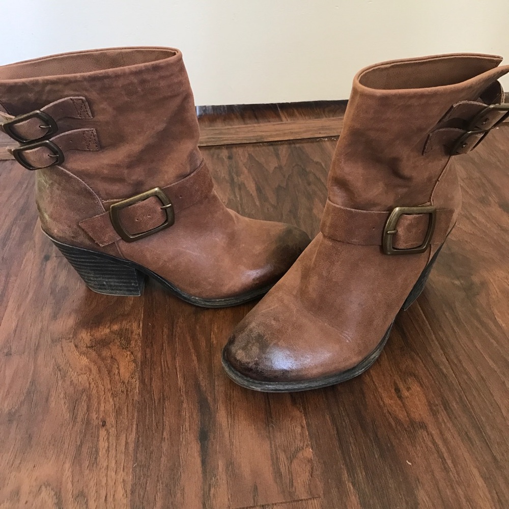 Brown ankle boots