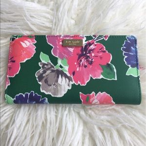 Kate Spade wallet NWOT