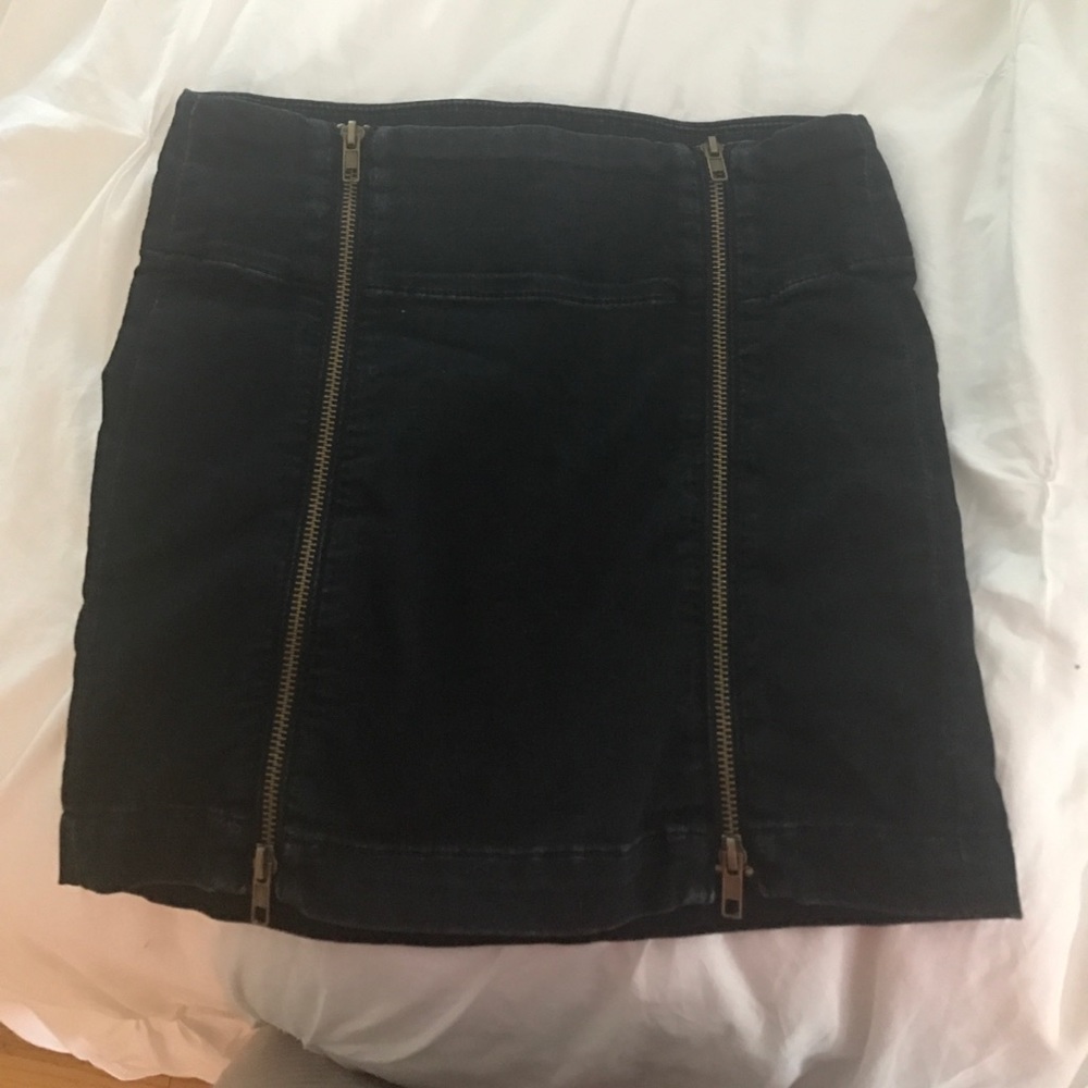 Cute dark blue denim skirt