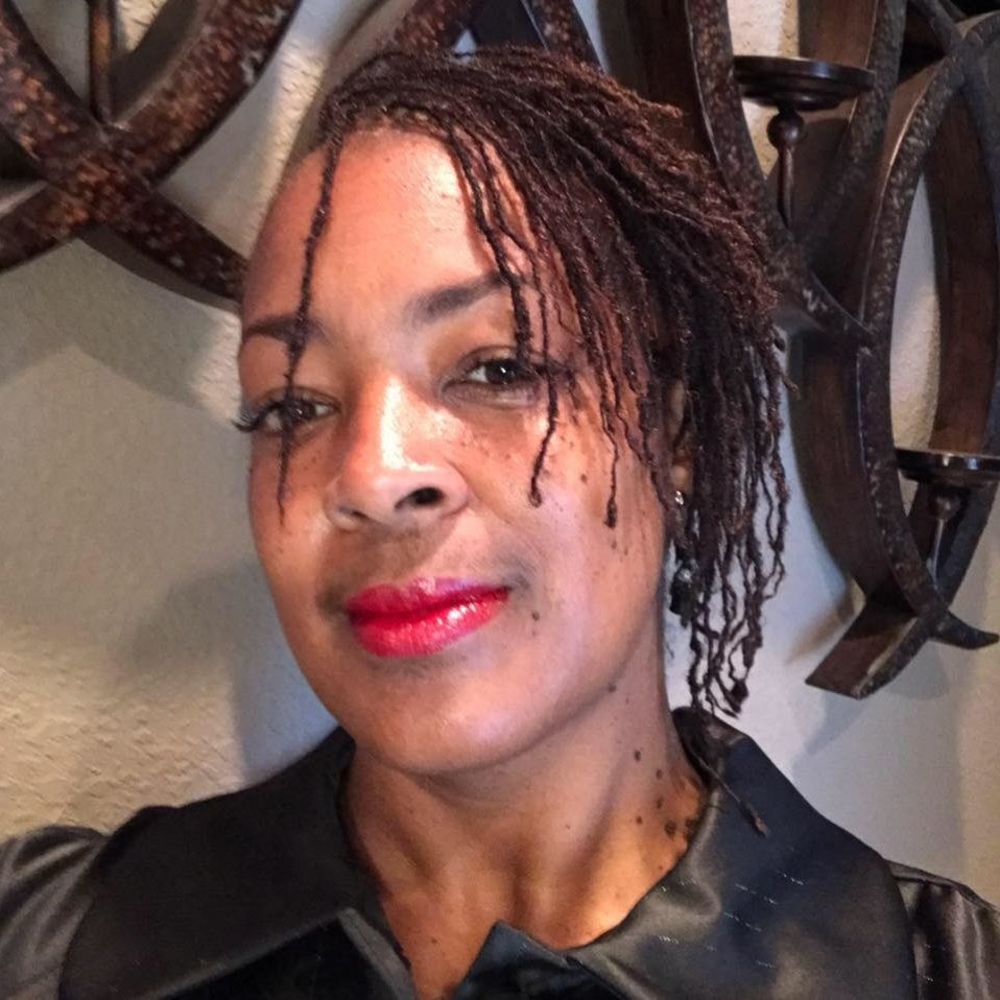 Meet your Posher, Keisha