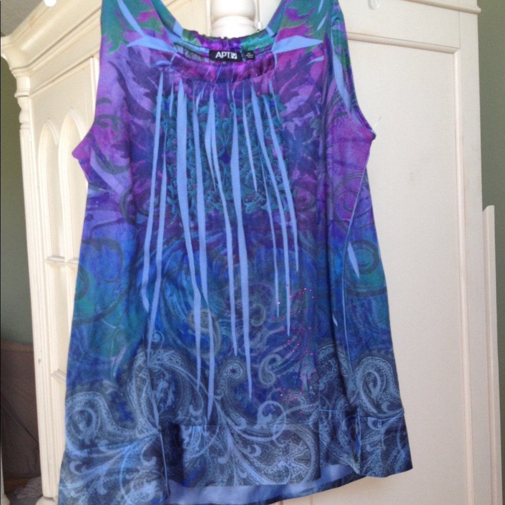Apt 9 silky tank