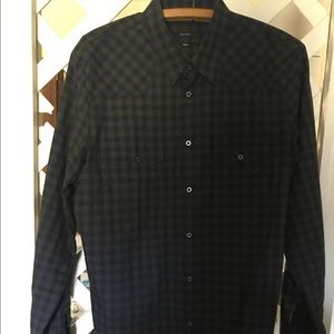 100% authentic Gucci men's button down shirt