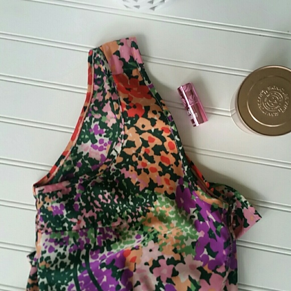 Lily white floral top - Picture 1 of 4