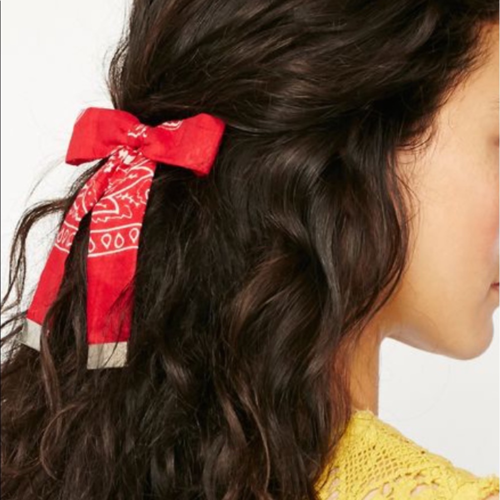 New Blue free people hair clip.