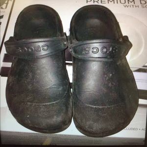 Black work crocs