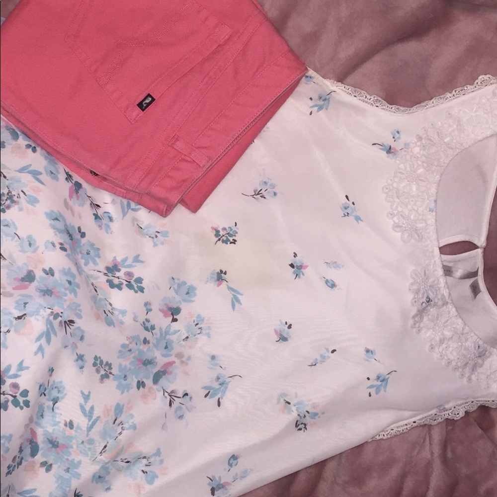 Vineyard Vines Pink Skinny Jeans