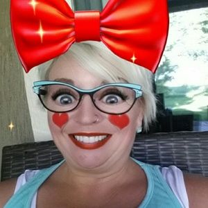 Meet your Posher, Stefanie