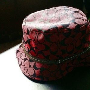 Coach Signature Bucket Hat NWOT
