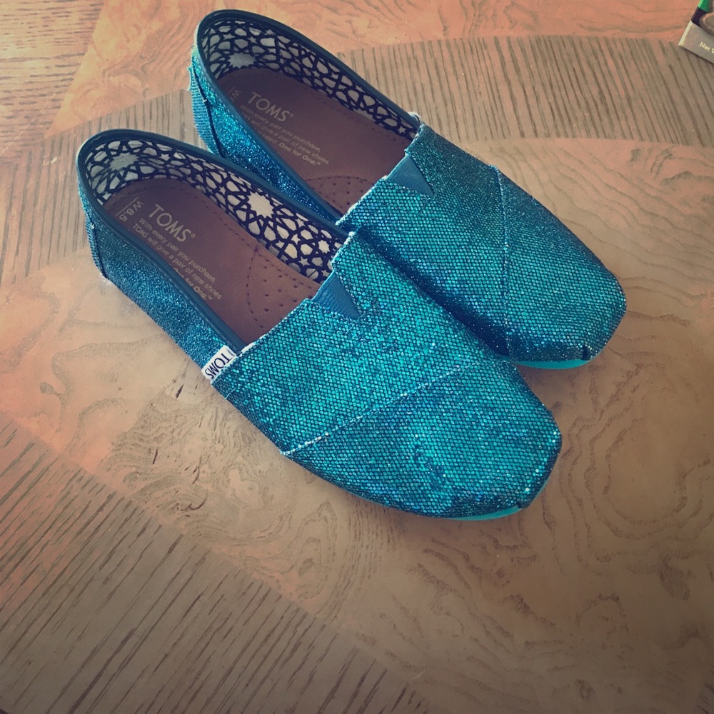 Teal Sparkly Toms