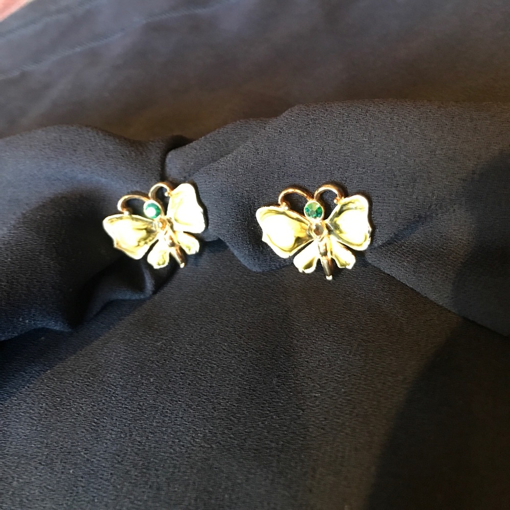 Clip on earrings