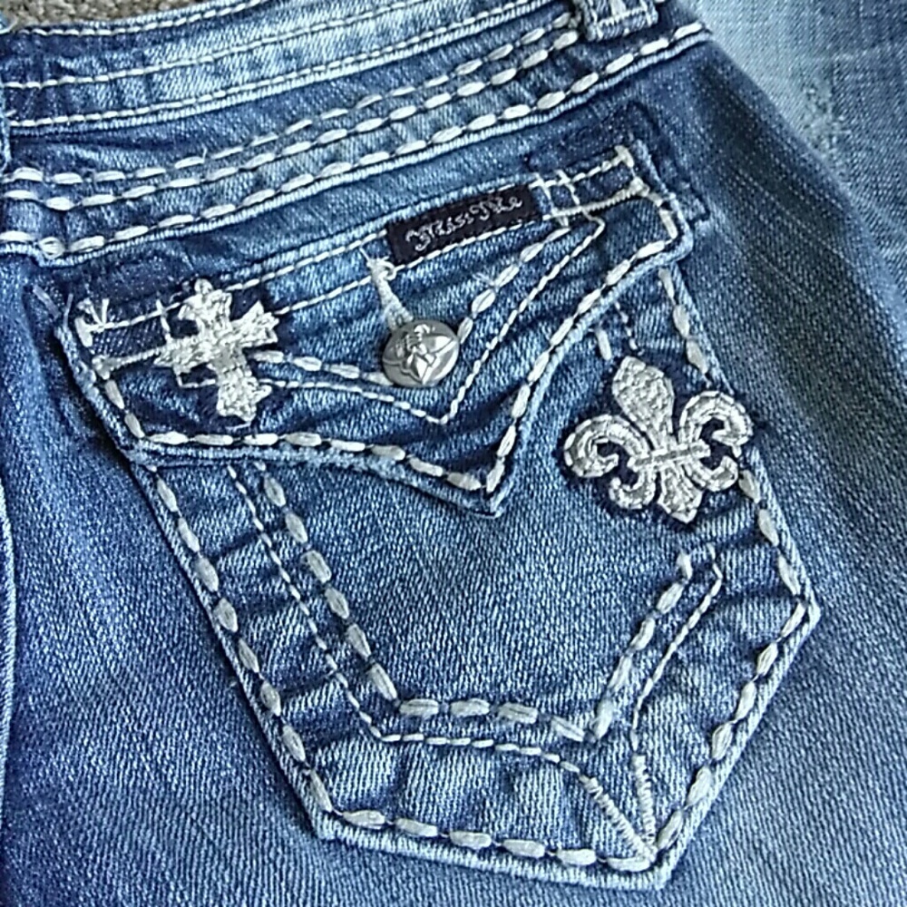 Miss Me Size 24 Capri