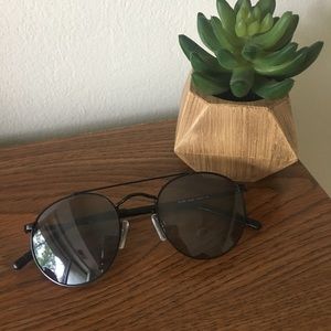 AUTHENTIC KENNETH COLE SUNGLASSES