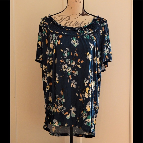 Merona Tops - Merona Soft Blue Floral Top Merona Tops - Merona Soft Blue Floral Top