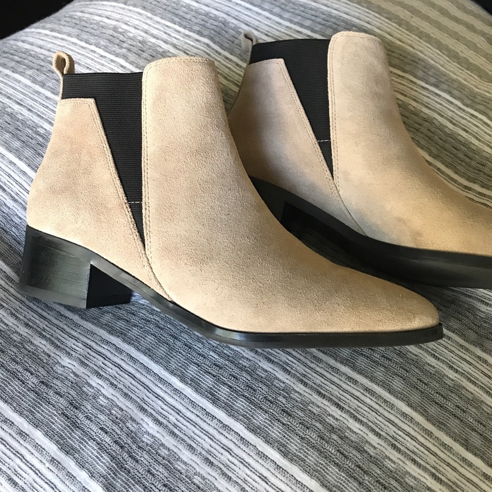 NWOB Marc Fisher Suede Ankle Booties - Tan/Cream