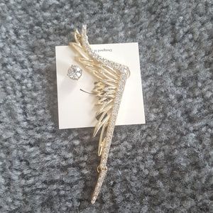 3/20 Wing ear cuff