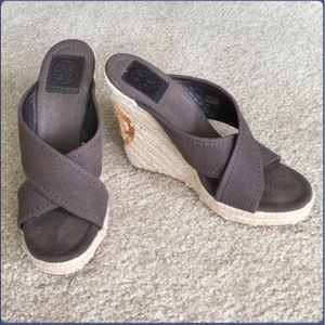 Stunning Authentic Tory Burch Espadrille Wedges