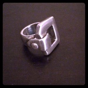Uno De 50 Buckle Ring