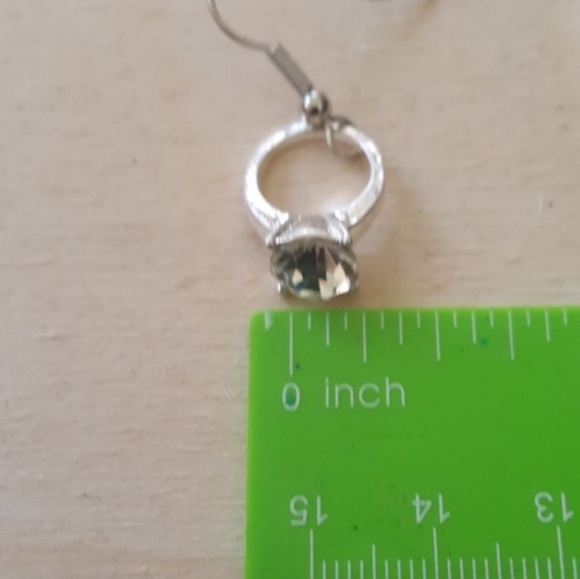 Handmade Jewelry Pierced Earrings Ring White Stone - Picture 4 of 4