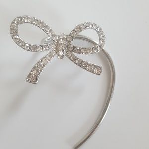 3/20 Bow rhinestone ear cuff