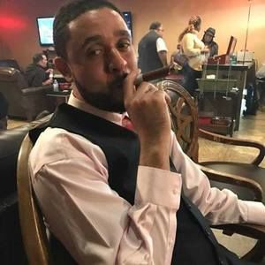 Meet your Posher, Dejuan