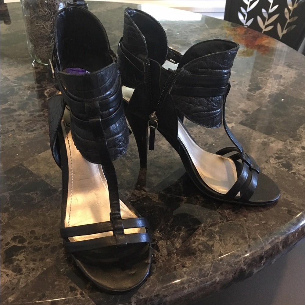 Black Fergie Heels