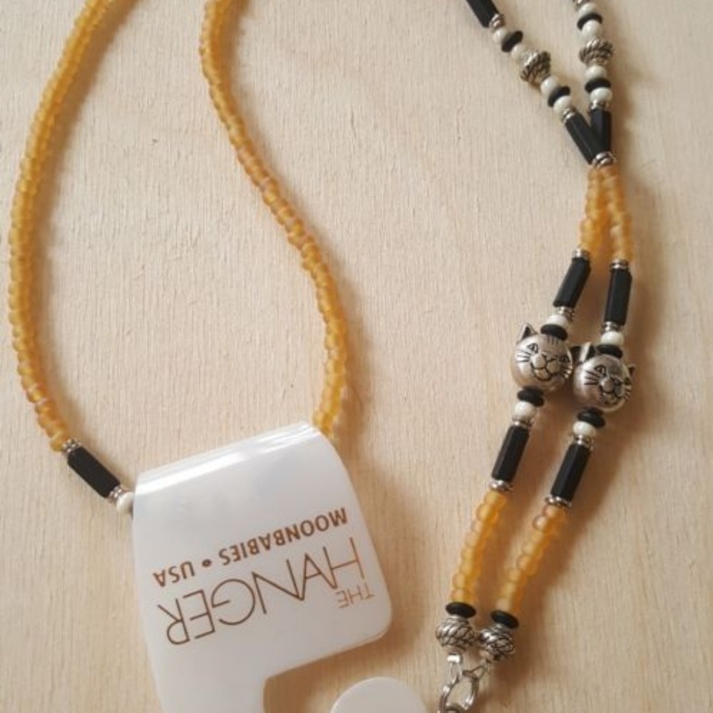 Moonbabies Cat Silver white Black Beaded Lanyard