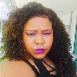 Meet your Posher, Salena