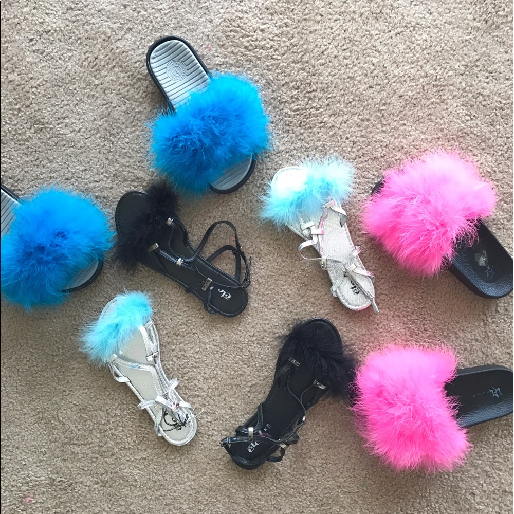 Furry slides & sandals