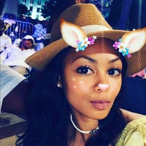 Meet your Posher, Sabrina