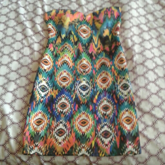 3 dresses - Picture 2 of 3