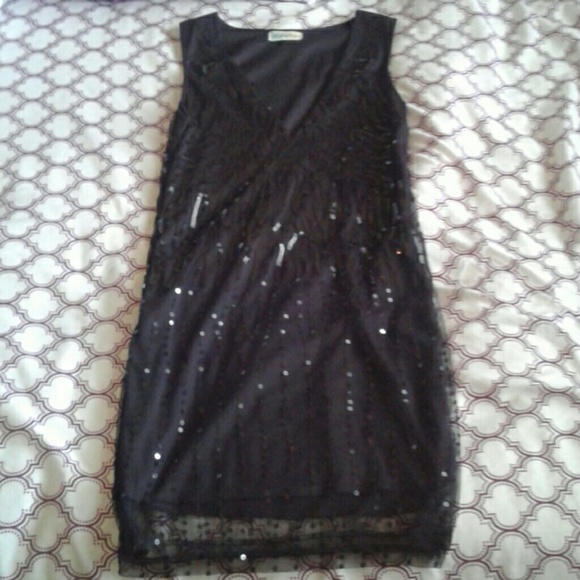 3 dresses - Picture 3 of 3