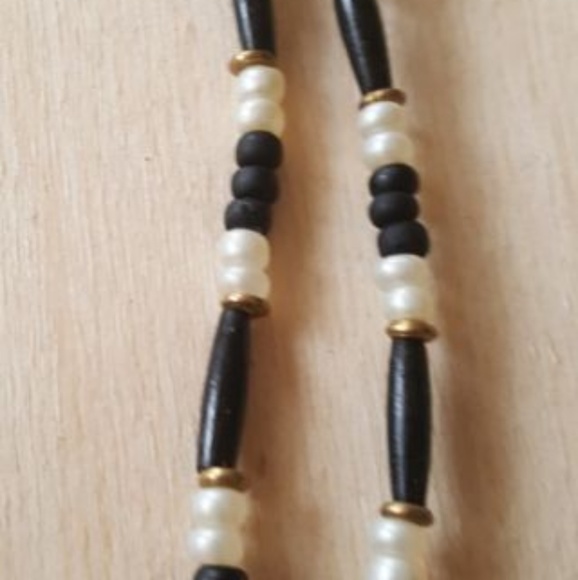 Moonbabies Cat white Black Beaded Lanyard New - Picture 3 of 4
