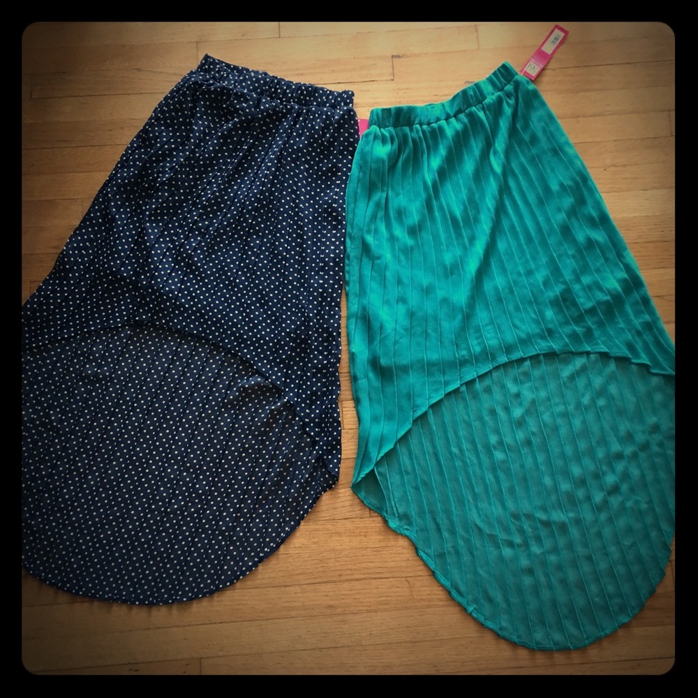 2 hi low pleated skirts