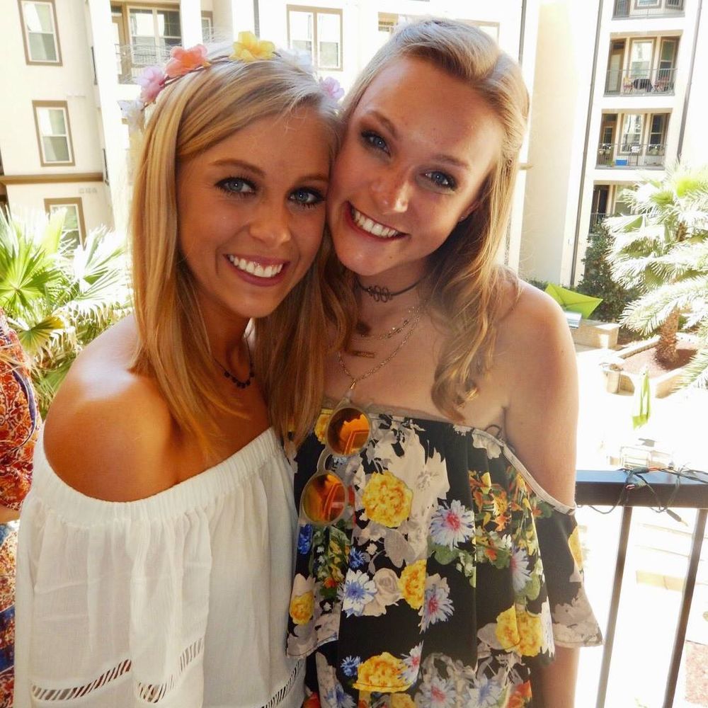 Meet your Posher, Caroline