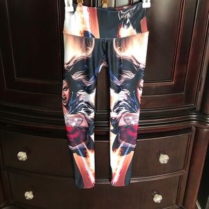Wonder Women Capri pants