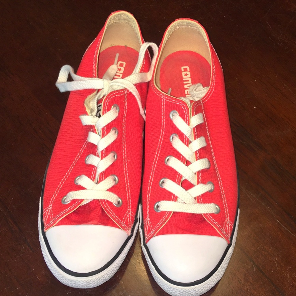 ‼️SOLD‼️Red Coverse