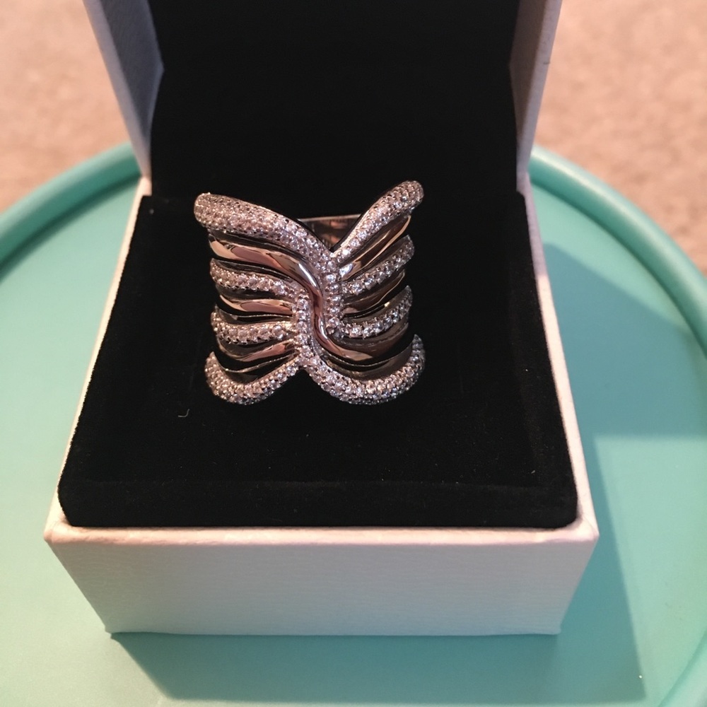 Sterling silver fashion ring