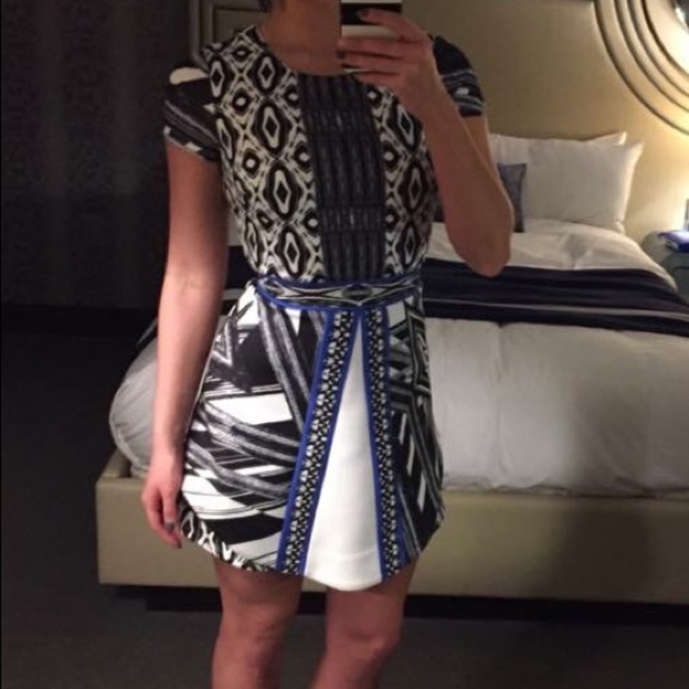 Bebe Dress XXS - Picture 2 of 4