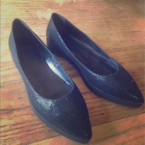 Black glitter flats NWT