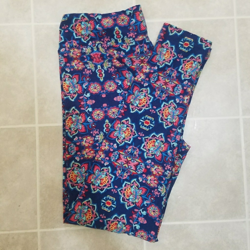 Tc lularoe leggings
